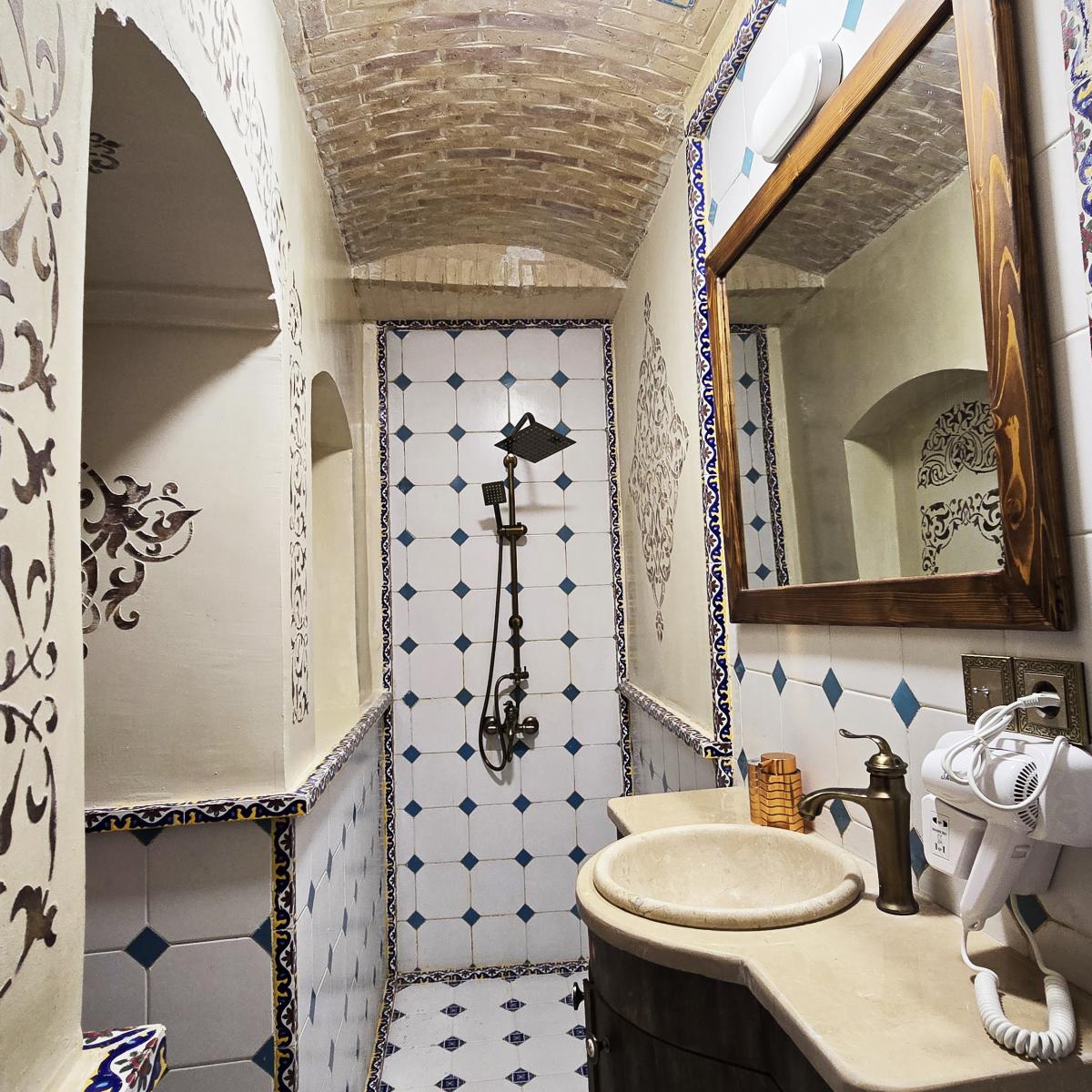 Parichehr Room