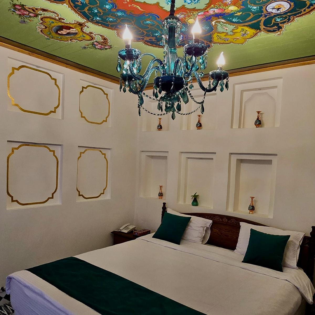 Paridokht Room