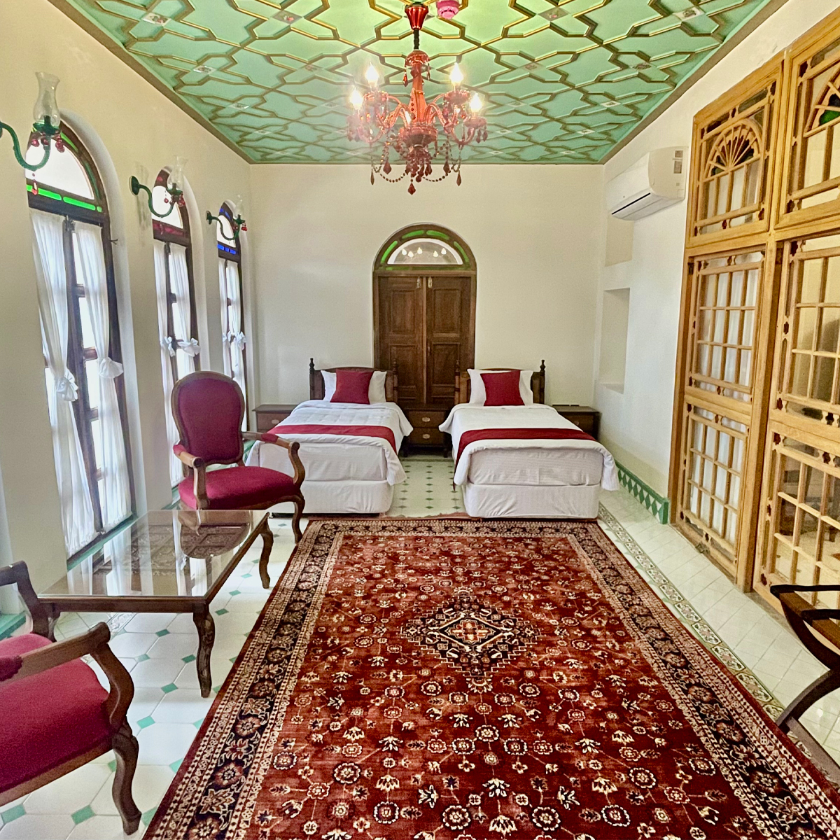 Shahdokht Room